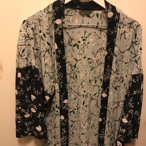 TopShop floral kimono- M/L